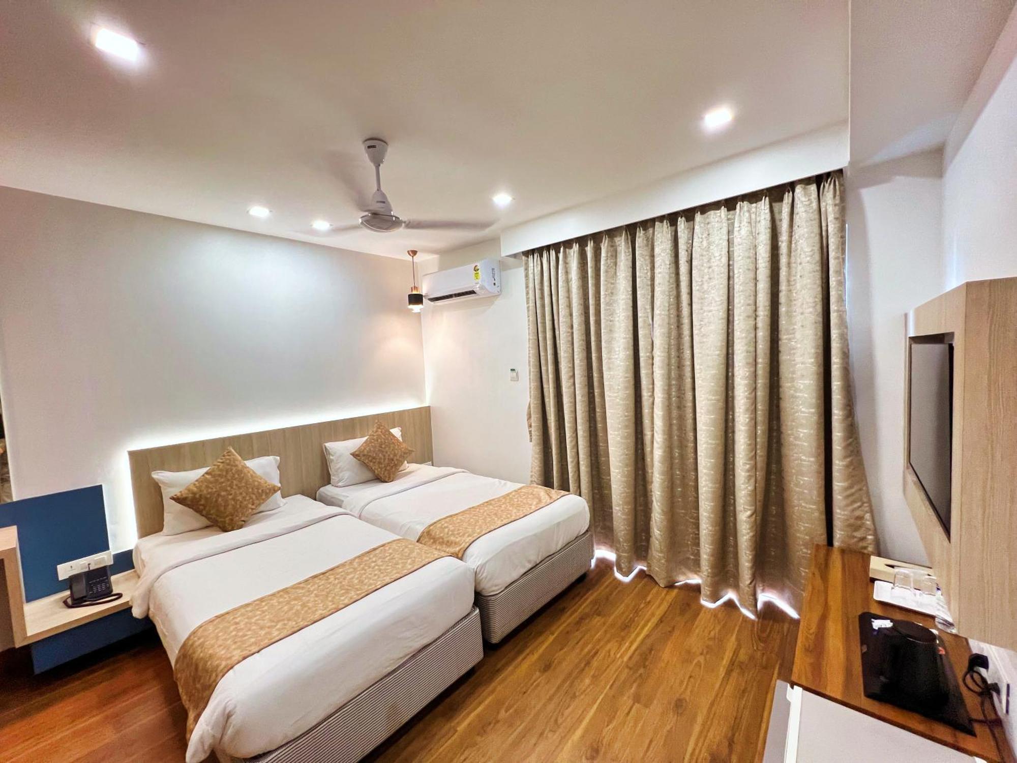 White House By Maxxvalue Service Apartments Bandra Mumbai Exterior photo