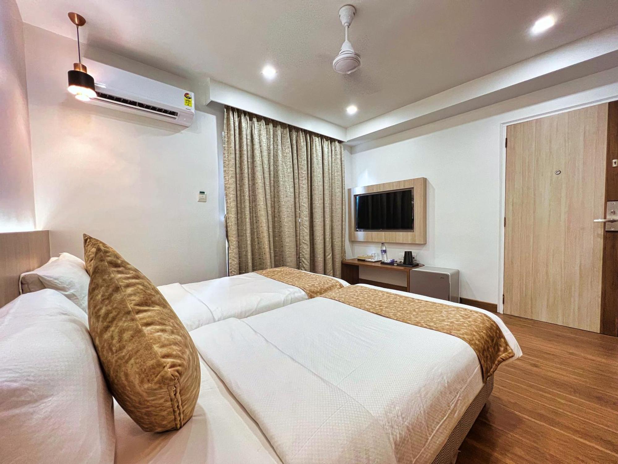 White House By Maxxvalue Service Apartments Bandra Mumbai Exterior photo