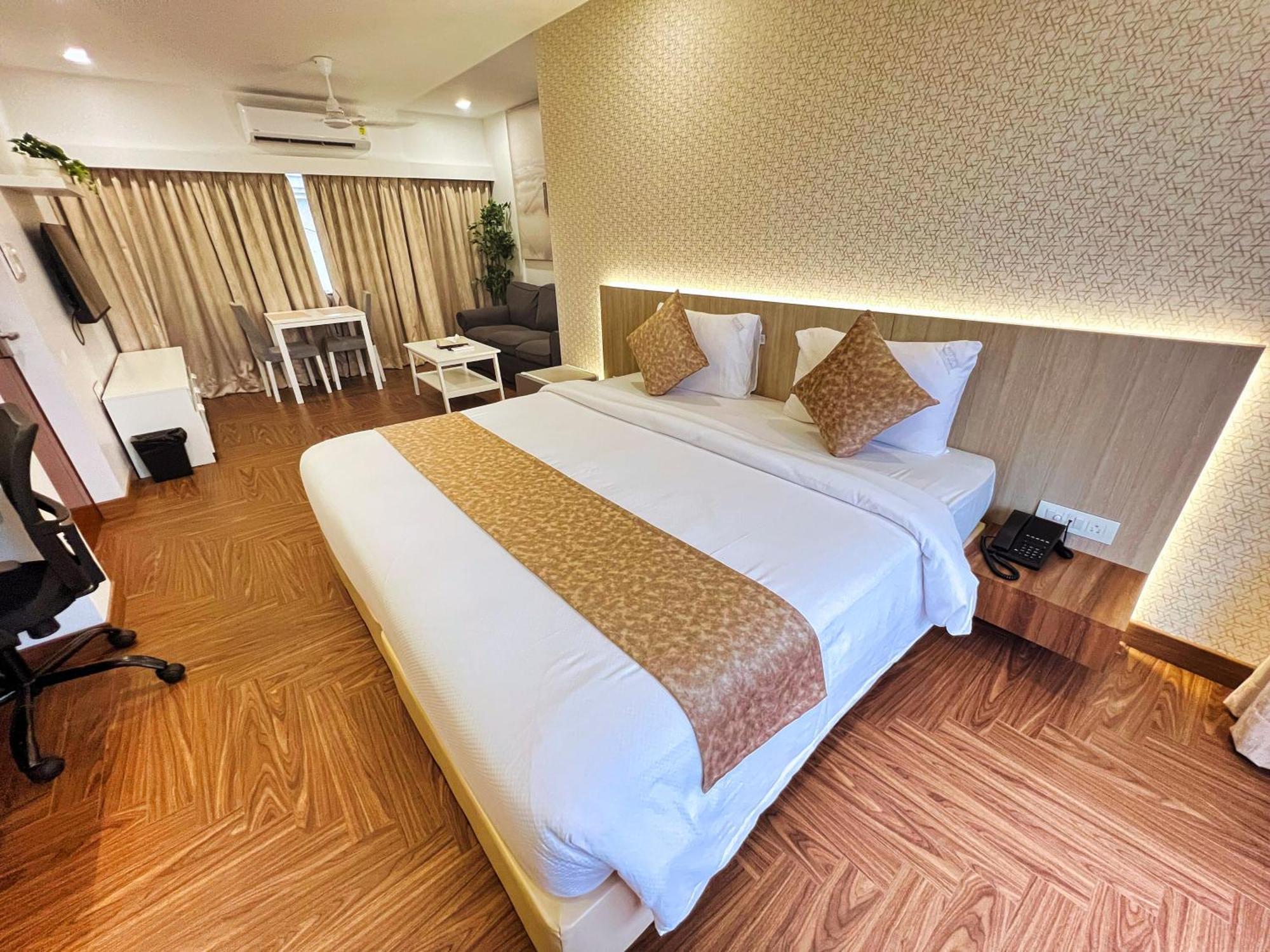 White House By Maxxvalue Service Apartments Bandra Mumbai Exterior photo